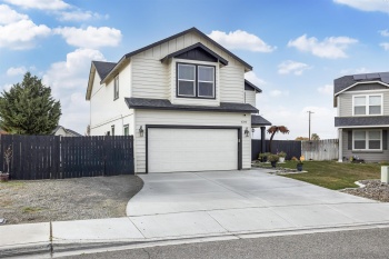 Maryhill Lane, Pasco, Washington 99301, 4 Bedrooms Bedrooms, ,3 BathroomsBathrooms,Site Built-owned Lot,For Sale,Maryhill Lane,280290