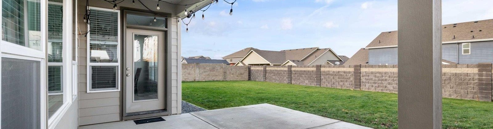 Silverbright Dr, Pasco, Washington 99301, 3 Bedrooms Bedrooms, ,2 BathroomsBathrooms,Site Built-owned Lot,For Sale,Silverbright Dr,280410