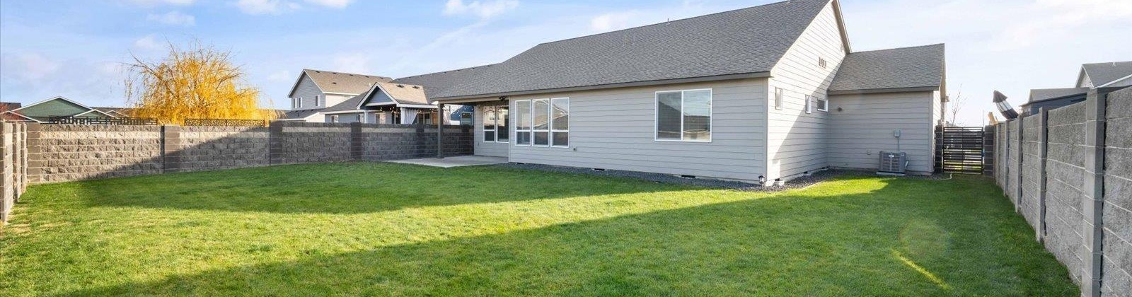 Silverbright Dr, Pasco, Washington 99301, 3 Bedrooms Bedrooms, ,2 BathroomsBathrooms,Site Built-owned Lot,For Sale,Silverbright Dr,280410