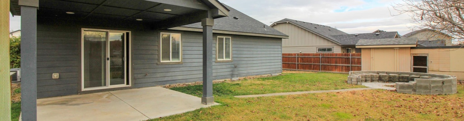 30th Place, Kennewick, Washington 99337, 3 Bedrooms Bedrooms, ,2 BathroomsBathrooms,Site Built-owned Lot,For Rent,30th Place,280401