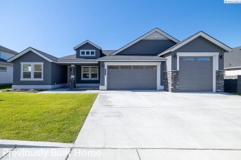 Road 122, Pasco, Washington 99301, 4 Bedrooms Bedrooms, ,3 BathroomsBathrooms,Site Built-owned Lot,For Sale,Road 122,278629