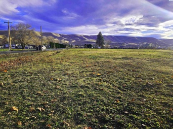 Webb, Prosser, Washington 99350, ,Residential,For Sale,Webb,280550