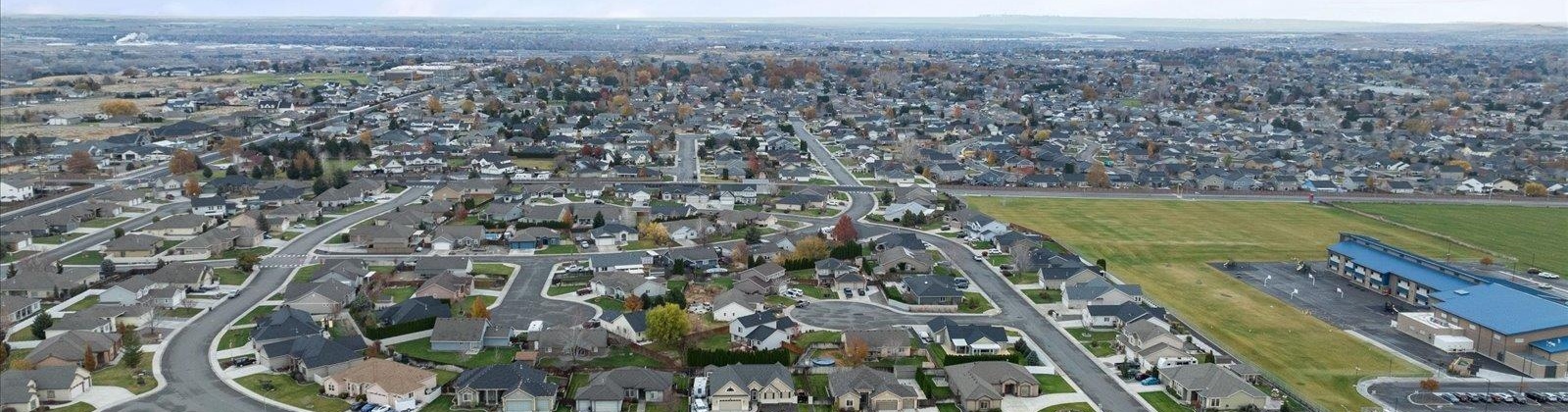 Sunshine Ave, West Richland, Washington 99353, 3 Bedrooms Bedrooms, ,2 BathroomsBathrooms,Site Built-owned Lot,For Sale,Sunshine Ave,280325