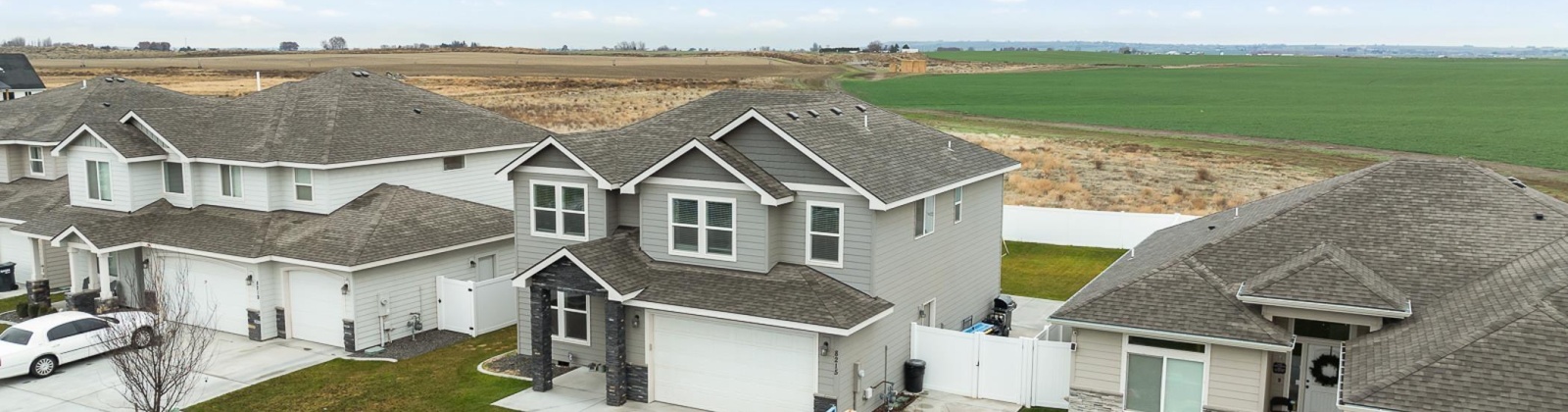 Ashen Dr, Pasco, Washington 99301, 4 Bedrooms Bedrooms, ,3 BathroomsBathrooms,Site Built-owned Lot,For Sale,Ashen Dr,280656