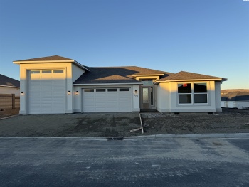 35th Ave, Kennewick, Washington 99338, 3 Bedrooms Bedrooms, ,2 BathroomsBathrooms,Site Built-owned Lot,For Sale,35th Ave,280671