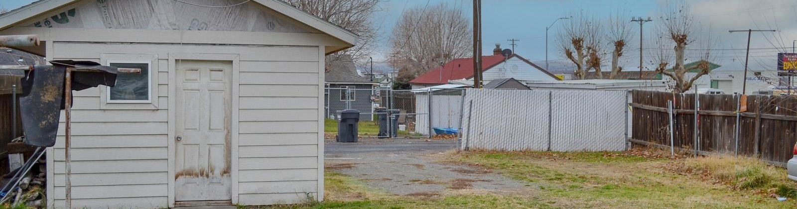 Yakima Street, Pasco, Washington 99301, 3 Bedrooms Bedrooms, ,1 BathroomBathrooms,Site Built-owned Lot,For Sale,Yakima Street,280674