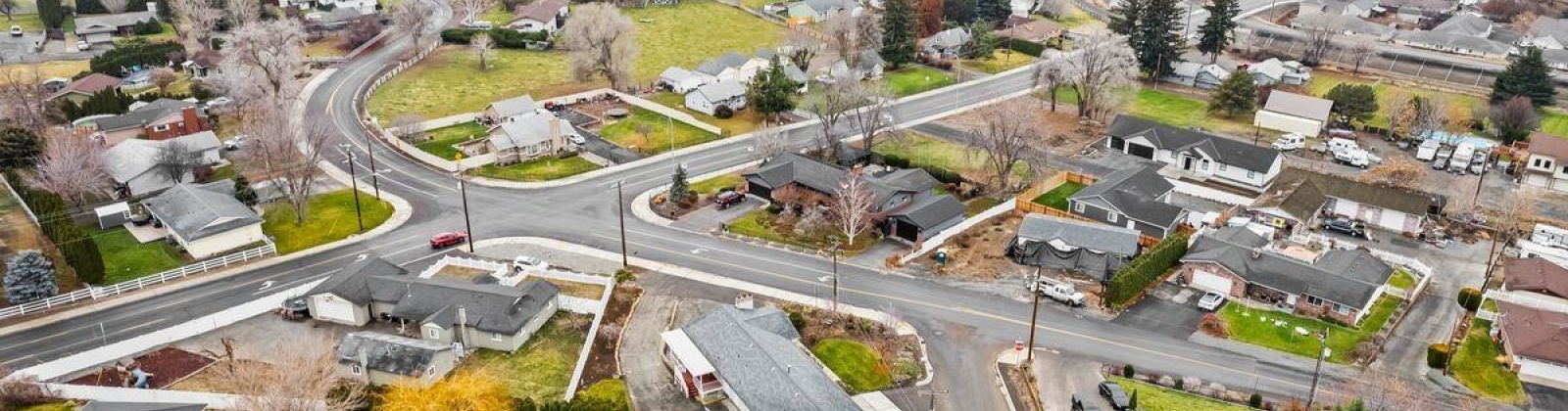 Hillcrest Drive, Yakima, Washington 98901, 4 Bedrooms Bedrooms, ,3 BathroomsBathrooms,Site Built-owned Lot,For Sale,Hillcrest Drive,280721