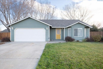 Benton Pl, Kennewick, Washington 99337, 3 Bedrooms Bedrooms, ,2 BathroomsBathrooms,Site Built-owned Lot,For Sale,Benton Pl,280748