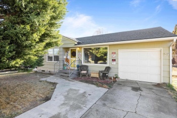 2nd Avenue, Kennewick, Washington 99336, 3 Bedrooms Bedrooms, ,1 BathroomBathrooms,Site Built-owned Lot,For Sale,2nd Avenue,280791