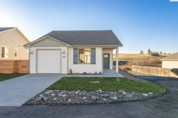 Harvest Loop, Palouse, Washington 99161, 2 Bedrooms Bedrooms, ,2 BathroomsBathrooms,Site Built-owned Lot,For Sale,Harvest Loop,278230