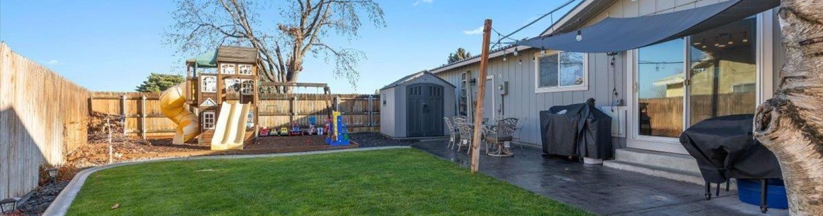 15th Pl, Kennewick, Washington 99337, 3 Bedrooms Bedrooms, ,2 BathroomsBathrooms,Site Built-owned Lot,For Sale,15th Pl,280834