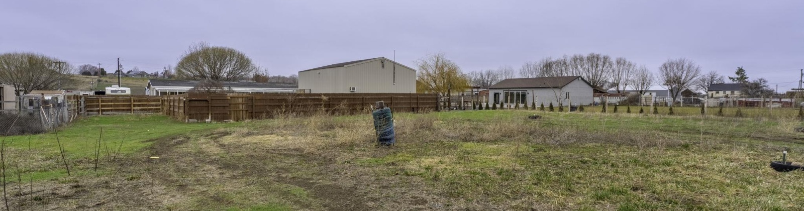 1987 Pr SE, Kennewick, Washington 99337-6155, 4 Bedrooms Bedrooms, ,2 BathroomsBathrooms,Site Built-owned Lot,For Sale,1987 Pr SE,280909