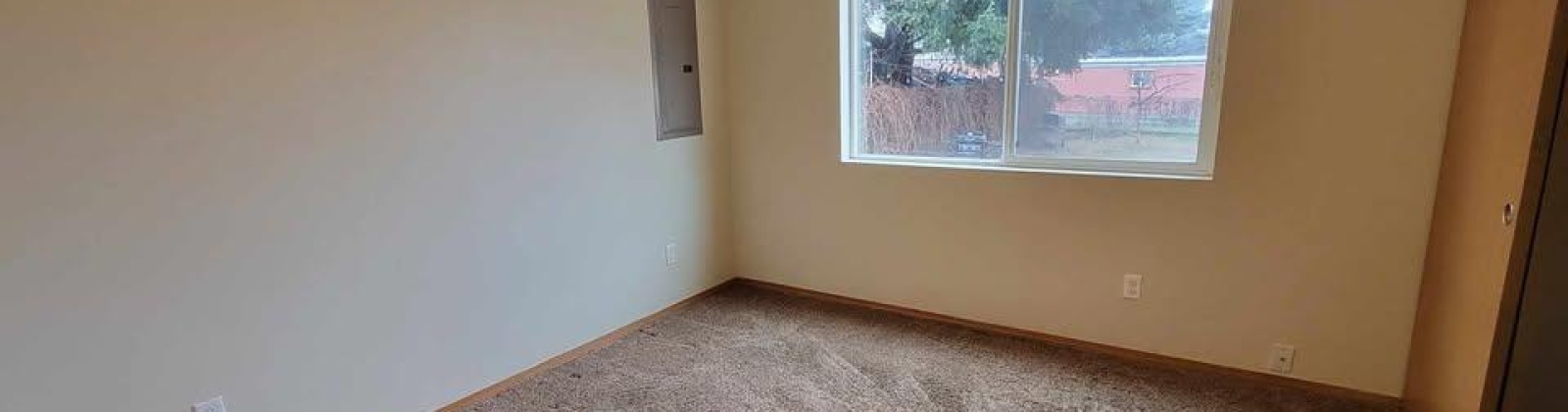 4th St, Grandview, Washington 98930, 3 Bedrooms Bedrooms, ,1 BathroomBathrooms,Site Built-owned Lot,For Sale,4th St,280918