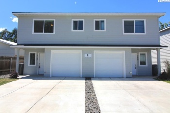 Jefferson Place, Kennewick, Washington 99336, 3 Bedrooms Bedrooms, ,3 BathroomsBathrooms,Town House,For Rent,Jefferson Place,280941