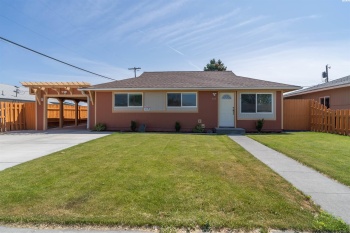 Canterbury Lane, Moses Lake, Washington 98837, 3 Bedrooms Bedrooms, ,2 BathroomsBathrooms,Site Built-owned Lot,For Sale,Canterbury Lane,269055