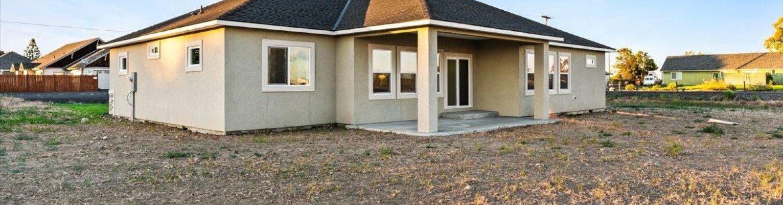 Rd 3 NE, Moses Lake, Washington 98837, 3 Bedrooms Bedrooms, ,2 BathroomsBathrooms,Site Built-owned Lot,For Sale,Rd 3 NE,273455