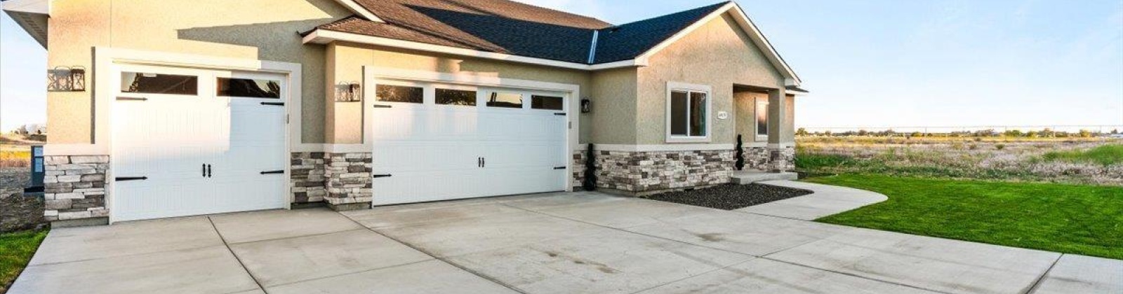 Rd 3 NE, Moses Lake, Washington 98837, 3 Bedrooms Bedrooms, ,2 BathroomsBathrooms,Site Built-owned Lot,For Sale,Rd 3 NE,273455