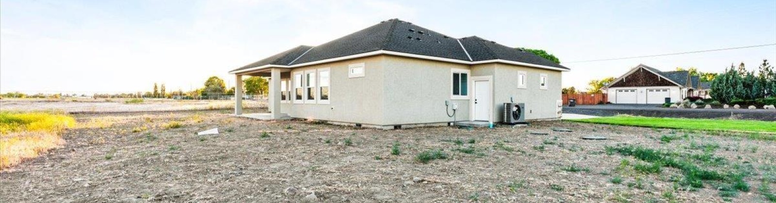 Rd 3 NE, Moses Lake, Washington 98837, 3 Bedrooms Bedrooms, ,2 BathroomsBathrooms,Site Built-owned Lot,For Sale,Rd 3 NE,273455