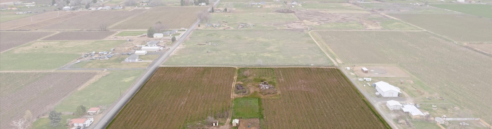 Old Inland Empire Hwy, Prosser, Washington 99350-7727, ,Vineyard,For Sale,Old Inland Empire Hwy,274624