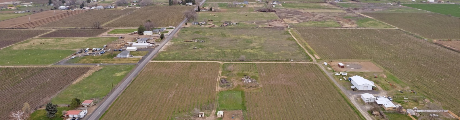 Old Inland Empire Hwy, Prosser, Washington 99350-7727, ,Vineyard,For Sale,Old Inland Empire Hwy,274624