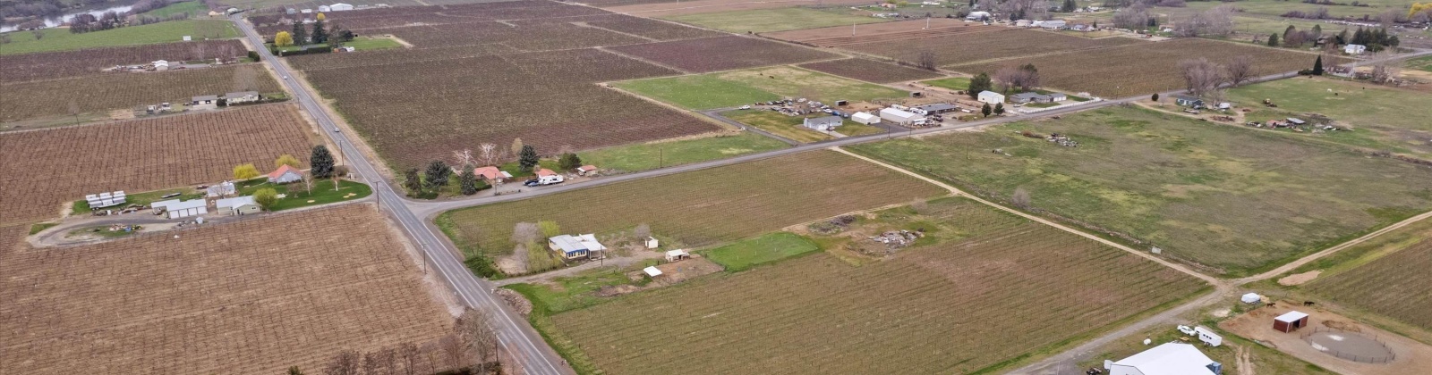 Old Inland Empire Hwy, Prosser, Washington 99350-7727, ,Vineyard,For Sale,Old Inland Empire Hwy,274624