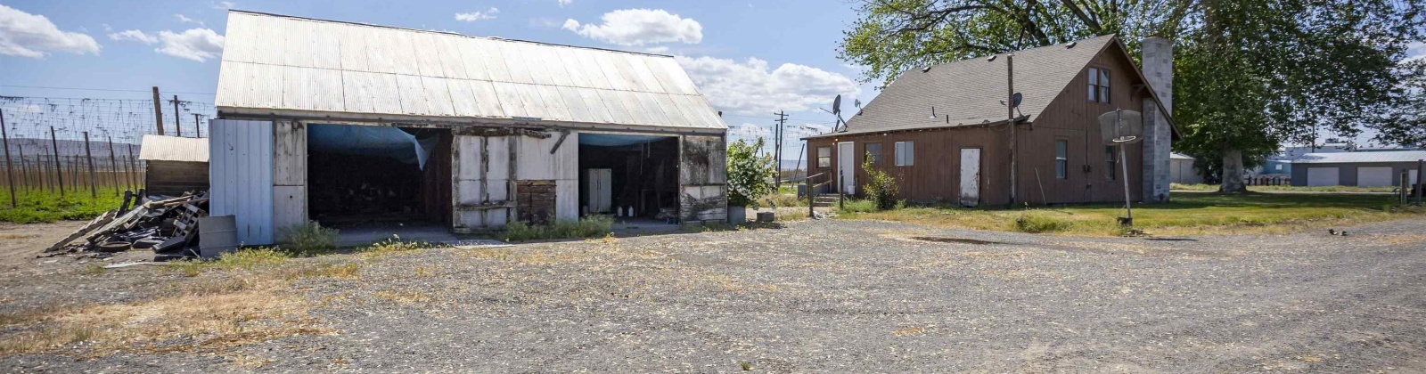 Hornby Road, Grandview, Washington 98930, 3 Bedrooms Bedrooms, ,2 BathroomsBathrooms,Site Built-owned Lot,For Sale,Hornby Road,275888