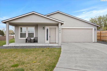 Huntington Pl, Kennewick, Washington 99336, 3 Bedrooms Bedrooms, ,2 BathroomsBathrooms,Site Built-owned Lot,For Sale,Huntington Pl,276114