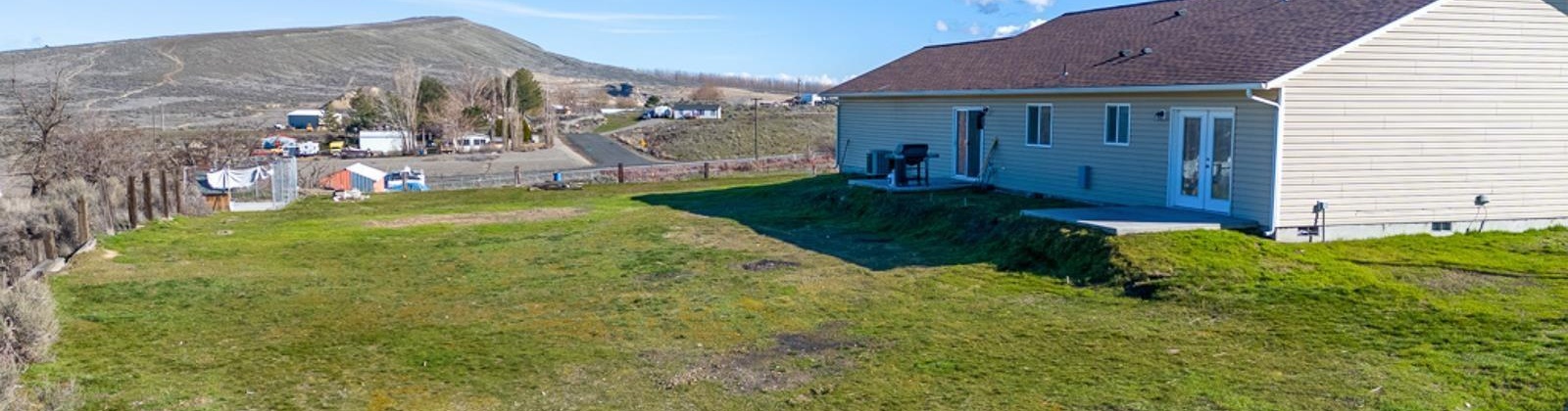 Willard Avenue, Benton City, Washington 99320, 4 Bedrooms Bedrooms, ,2 BathroomsBathrooms,Site Built-owned Lot,For Sale,Willard Avenue,273784