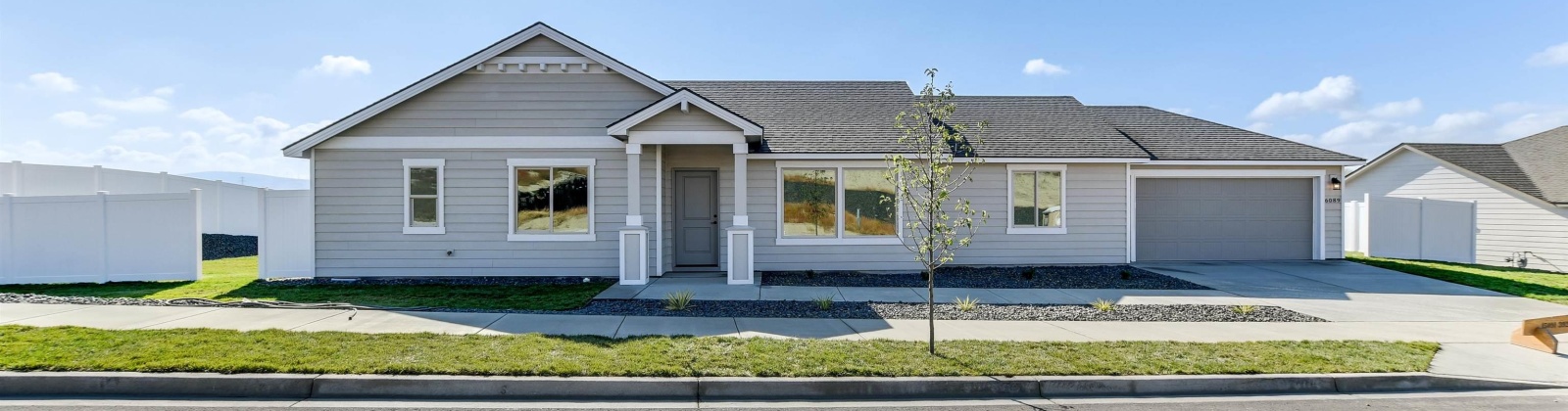 30th Pl, Kennewick, Washington 99338, 3 Bedrooms Bedrooms, ,2 BathroomsBathrooms,Site Built-owned Lot,For Sale,30th Pl,276303