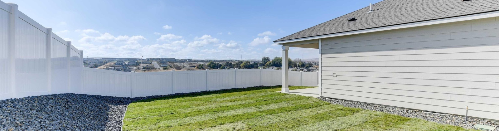 30th Pl, Kennewick, Washington 99338, 3 Bedrooms Bedrooms, ,2 BathroomsBathrooms,Site Built-owned Lot,For Sale,30th Pl,276303