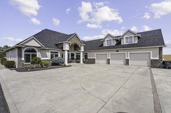 Clodfelter, Kennewick, Washington 99338, 4 Bedrooms Bedrooms, ,3 BathroomsBathrooms,Site Built-owned Lot,For Sale,Clodfelter,275821