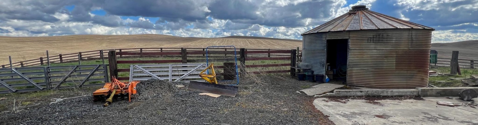 SR 272, Palouse, Washington 99161, 3 Bedrooms Bedrooms, ,4 BathroomsBathrooms,Site Built-owned Lot,For Sale,SR 272,275149