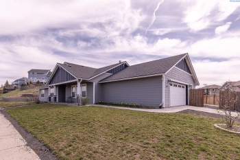 Prairie View Dr, Pullman, Washington 99163, 4 Bedrooms Bedrooms, ,2 BathroomsBathrooms,Site Built-owned Lot,For Sale,Prairie View Dr,275254