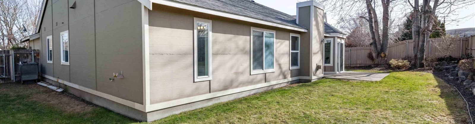 Dennis Street, Kennewick, Washington 99337, 4 Bedrooms Bedrooms, ,2 BathroomsBathrooms,Site Built-owned Lot,For Sale,Dennis Street,274240