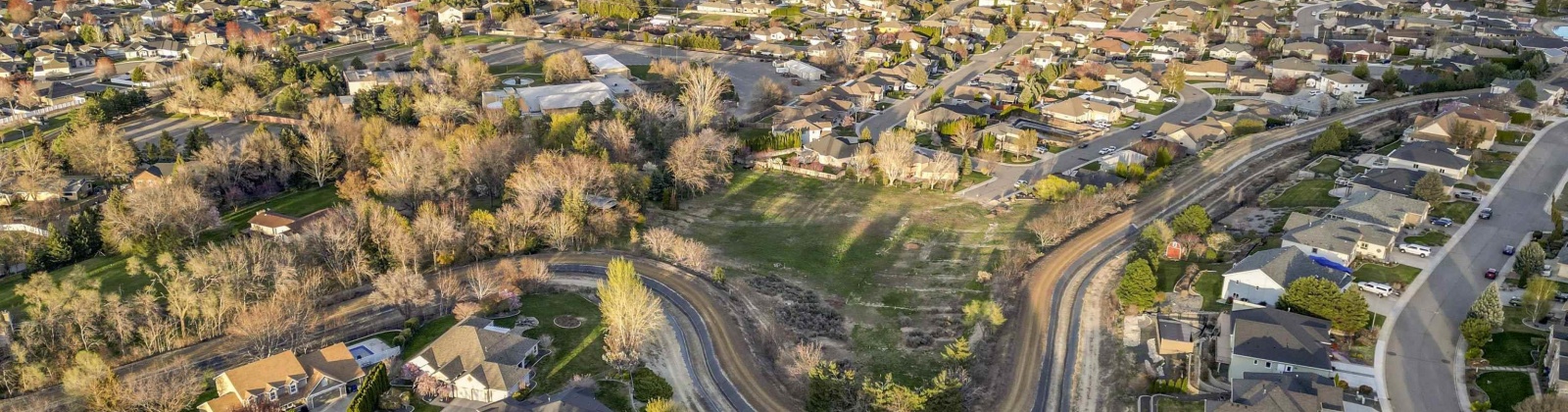 Morency Drive, Richland, Washington 99352, 6 Bedrooms Bedrooms, ,4 BathroomsBathrooms,Site Built-owned Lot,For Sale,Morency Drive,274710