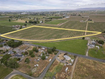 Apricot Rd, Grandview, Washington 98930, ,Agricultural,For Sale,Apricot Rd,276270