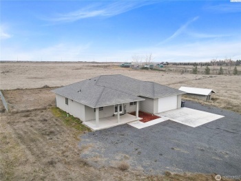 Neppel Rd, Moses Lake, Washington 98837, 4 Bedrooms Bedrooms, ,2 BathroomsBathrooms,Site Built-owned Lot,For Sale,Neppel Rd,276603