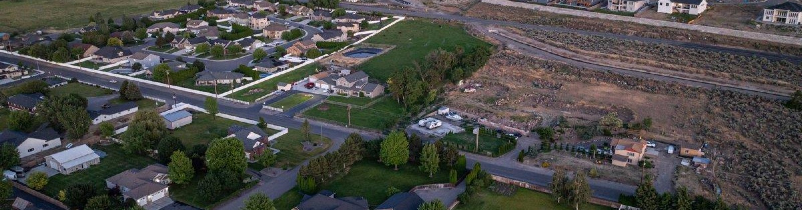 Glenbrook Loop, West Richland, Washington 99353, 4 Bedrooms Bedrooms, ,4 BathroomsBathrooms,Site Built-owned Lot,For Sale,Glenbrook Loop,276680