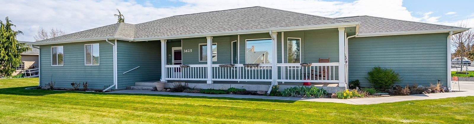 Lakeshore Dr, Moses Lake, Washington 98837, 3 Bedrooms Bedrooms, ,2 BathroomsBathrooms,Site Built-owned Lot,For Sale,Lakeshore Dr,275396