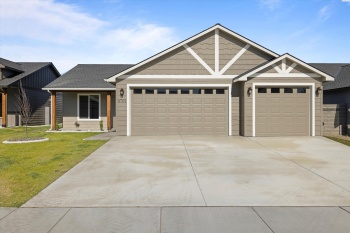 Sockeye Lane, Pasco, Washington 99301, 4 Bedrooms Bedrooms, ,2 BathroomsBathrooms,Site Built-owned Lot,For Sale,Sockeye Lane,276865