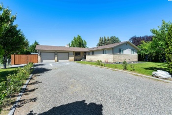 Park St, Pasco, Washington 99301-6779, 3 Bedrooms Bedrooms, ,2 BathroomsBathrooms,Site Built-owned Lot,For Sale,Park St,276558