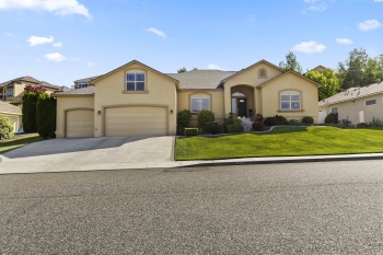 Meadow Hills Drive, Richland, Washington 99352, 4 Bedrooms Bedrooms, ,3 BathroomsBathrooms,Site Built-owned Lot,For Sale,Meadow Hills Drive,277023