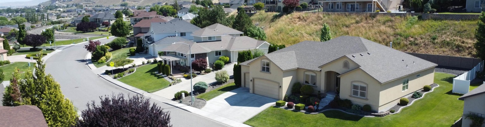 Meadow Hills Drive, Richland, Washington 99352, 4 Bedrooms Bedrooms, ,3 BathroomsBathrooms,Site Built-owned Lot,For Sale,Meadow Hills Drive,277023