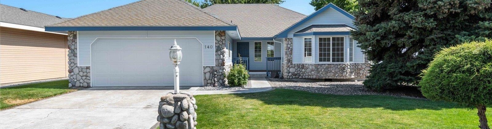 Willow Circle, Pasco, Washington 99301, 3 Bedrooms Bedrooms, ,2 BathroomsBathrooms,Site Built-owned Lot,For Sale,Willow Circle,277411