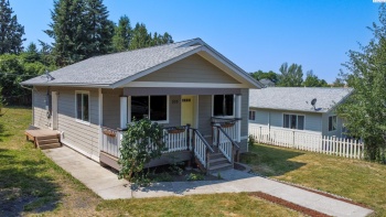 Union St, Palouse, Washington 99161, 2 Bedrooms Bedrooms, ,1 BathroomBathrooms,Site Built-owned Lot,For Sale,Union St,277435