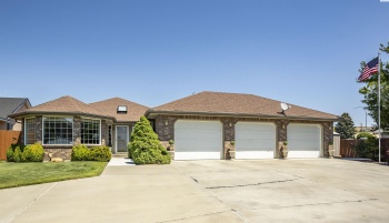 93rd Ave, Yakima, Washington 98908, 3 Bedrooms Bedrooms, ,3 BathroomsBathrooms,Site Built-owned Lot,For Sale,93rd Ave,277472