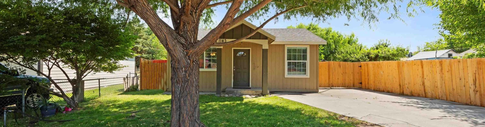 Helena St, Richland, Washington 99352, 3 Bedrooms Bedrooms, ,1 BathroomBathrooms,Site Built-owned Lot,For Sale,Helena St,277469