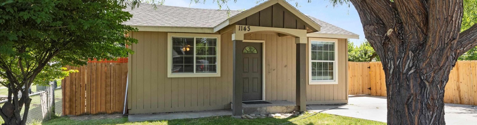 Helena St, Richland, Washington 99352, 3 Bedrooms Bedrooms, ,1 BathroomBathrooms,Site Built-owned Lot,For Sale,Helena St,277469