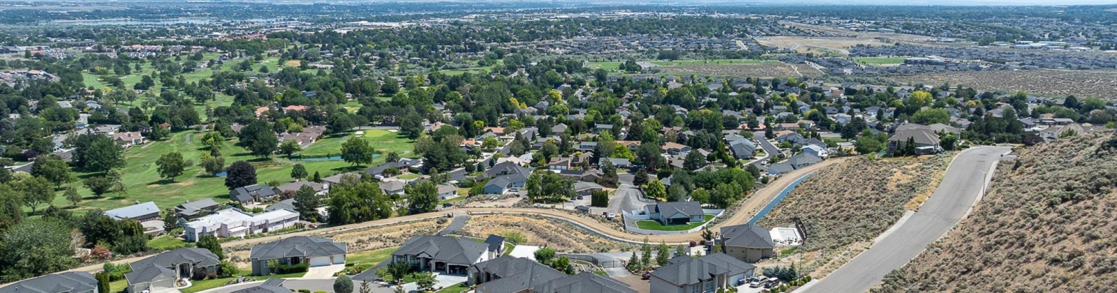 Meadow Hills Drive, Richland, Washington 99352, 4 Bedrooms Bedrooms, ,4 BathroomsBathrooms,Site Built-owned Lot,For Sale,Meadow Hills Drive,277499