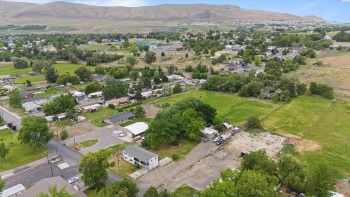 River Rd, Benton City, Washington 99320, 7 Bedrooms Bedrooms, ,3 BathroomsBathrooms,Site Built-owned Lot,For Sale,River Rd,277562